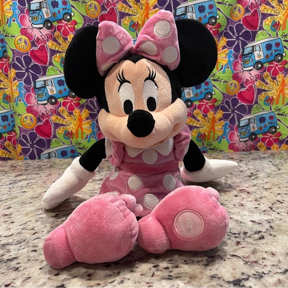 Disney Minnie Mouse Pink and Black 17" Plush
